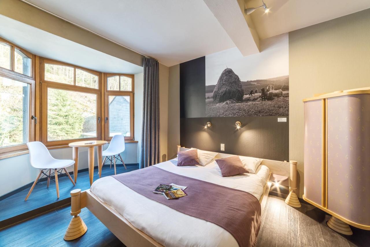 Hotel Val De Poix- Logis Hotel Restaurant Сент-Юбер Экстерьер фото