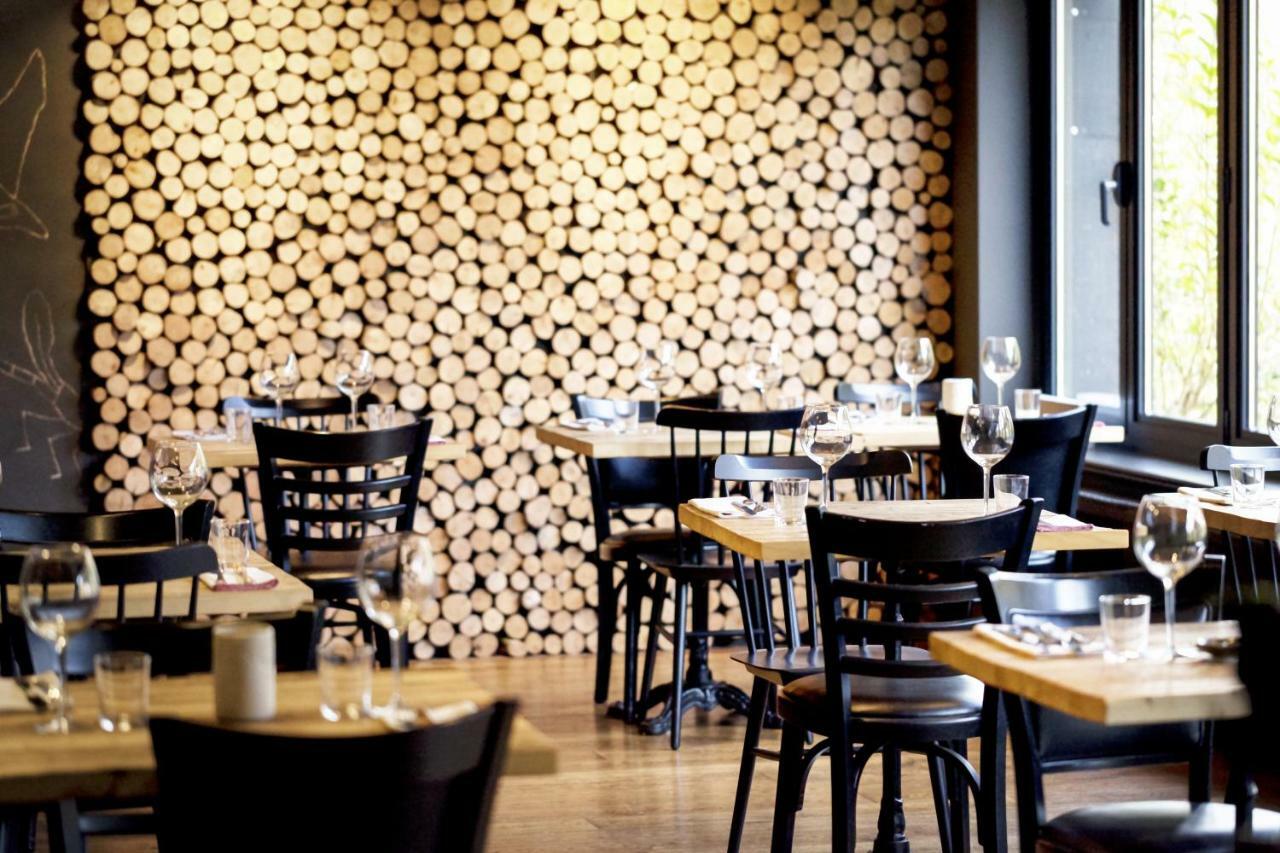 Hotel Val De Poix- Logis Hotel Restaurant Сент-Юбер Экстерьер фото